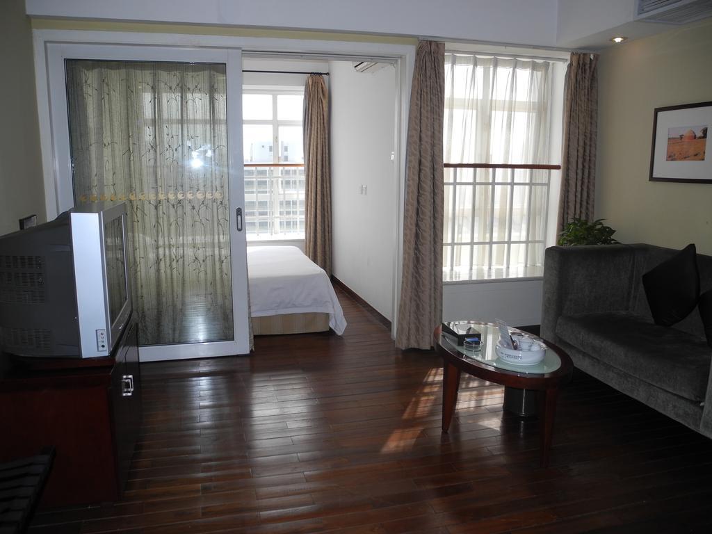 שנג'ן Chicago Suites International חדר תמונה