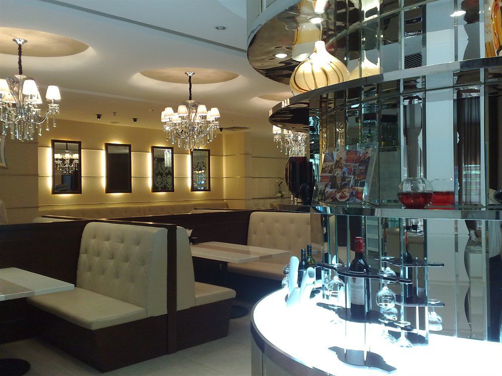 שנג'ן Chicago Suites International מראה חיצוני תמונה