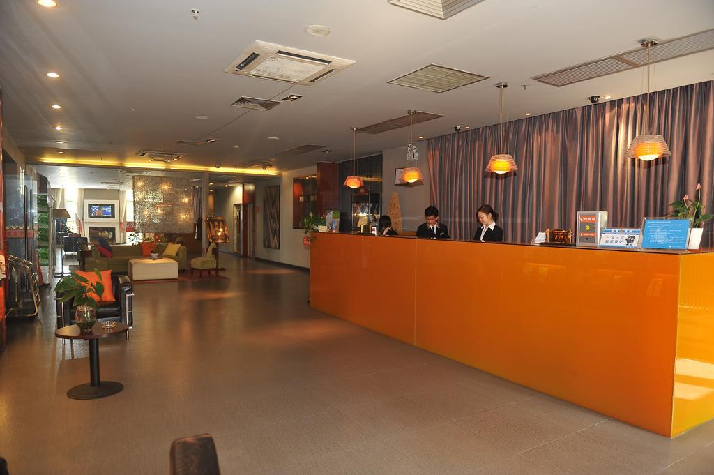 שנג'ן Chicago Suites International מראה חיצוני תמונה